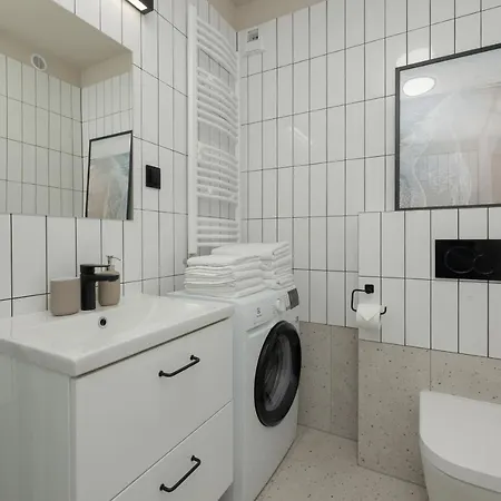 Mare 13 Marina & Basen Epapartamenty Apartment *