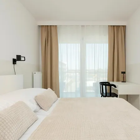 Mare 13 Marina Dziwnów&spa Basen Epapartamenty * Dziwnów